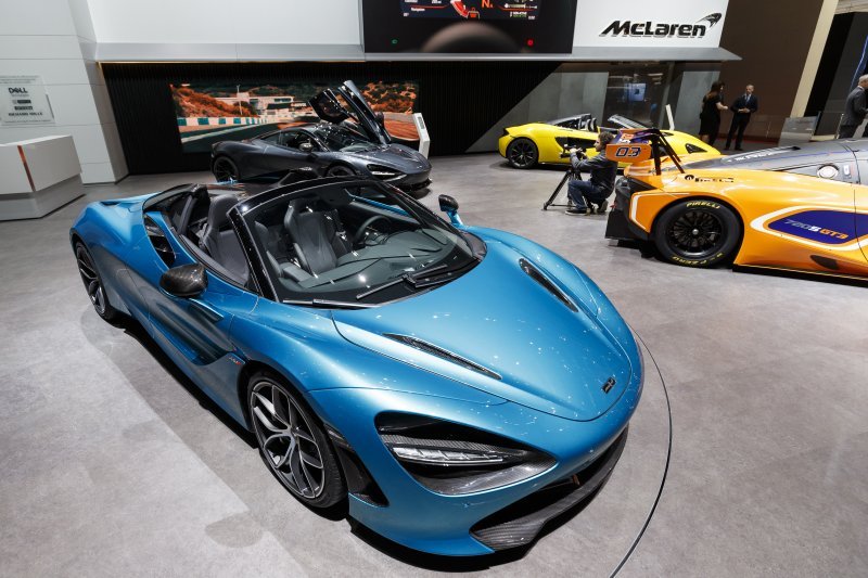 McLaren 720s Spider