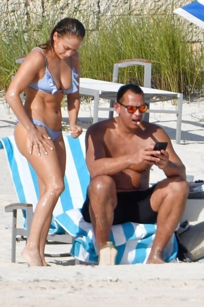 Jennifer Lopez i Alex Rodriguez uživaju na Bahamima