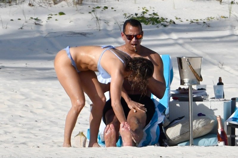 Jennifer Lopez i Alex Rodriguez uživaju na Bahamima