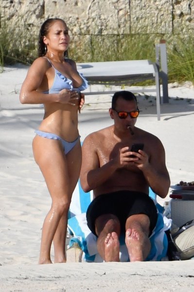 Jennifer Lopez i Alex Rodriguez uživaju na Bahamima