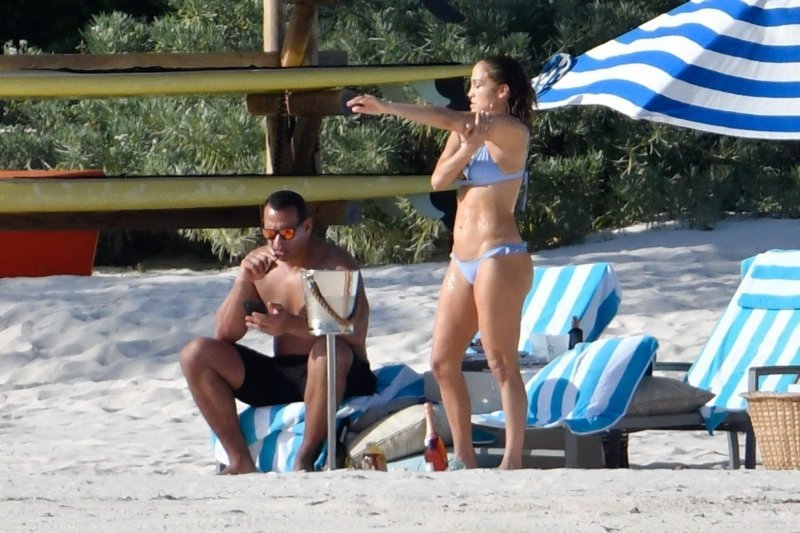 Jennifer Lopez i Alex Rodriguez uživaju na Bahamima