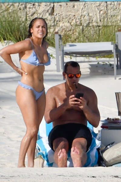 Jennifer Lopez i Alex Rodriguez uživaju na Bahamima