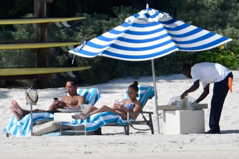 Jennifer Lopez i Alex Rodriguez uživaju na Bahamima