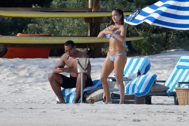 Jennifer Lopez i Alex Rodriguez uživaju na Bahamima