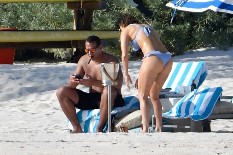 Jennifer Lopez i Alex Rodriguez uživaju na Bahamima