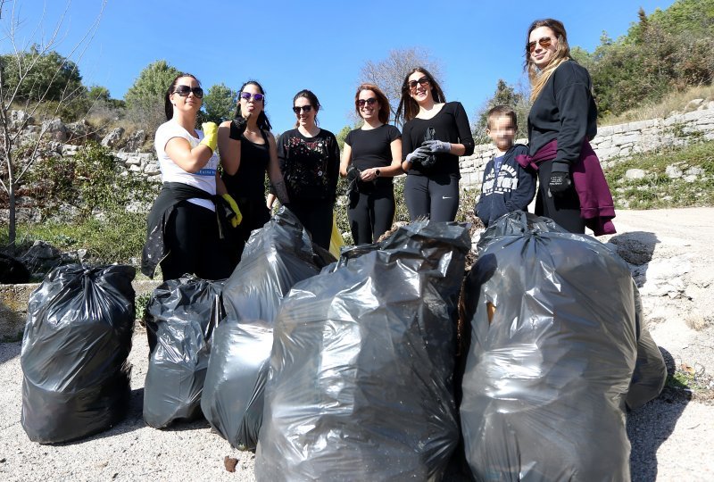 Trashtag izazov u Zatonu