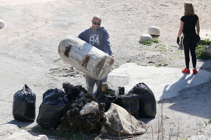 Trashtag izazov u Zatonu