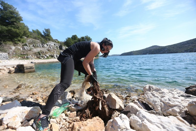 Trashtag izazov u Zatonu