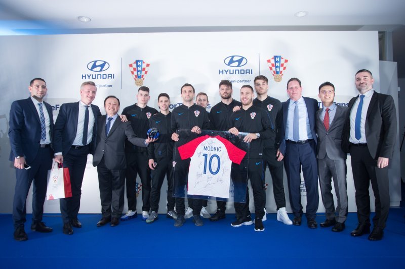 Vatreni na otvorenju novog Hyundai centra