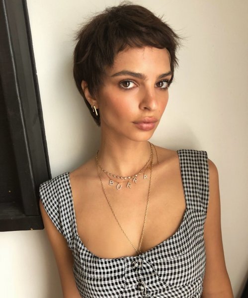 Emily Ratajkowski