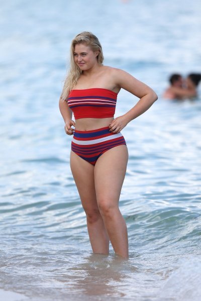 Iskra Lawrence