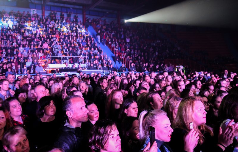 Obljetnički koncert Vatre u Domu sportova