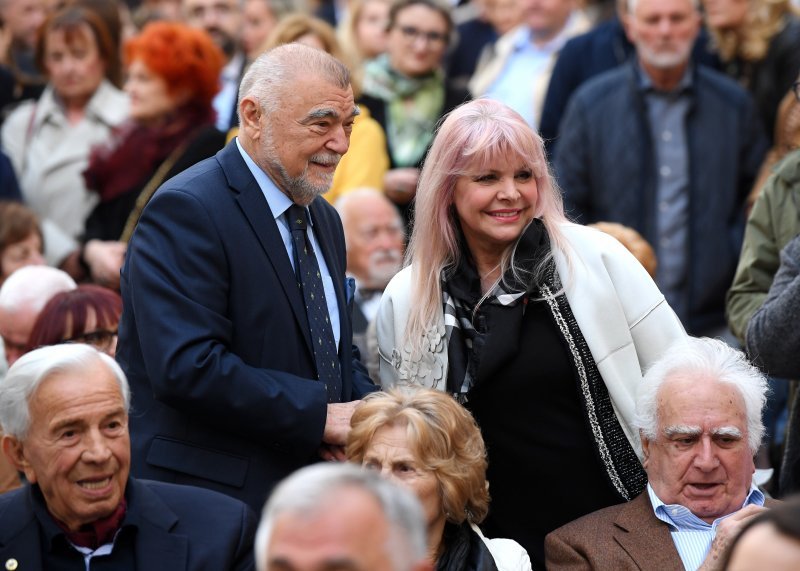 Stjepan Mesić i Hanka Paldum