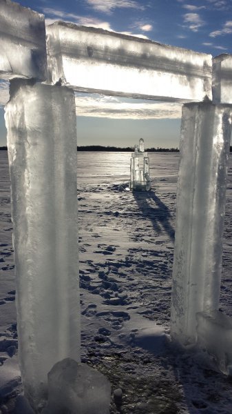 Ledeni Stonehenge