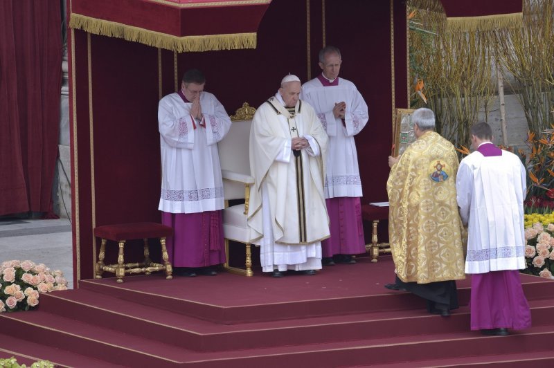 Papa Franjo u Uskrsnoj poruci osudio terorističke napade u Šri Lanki