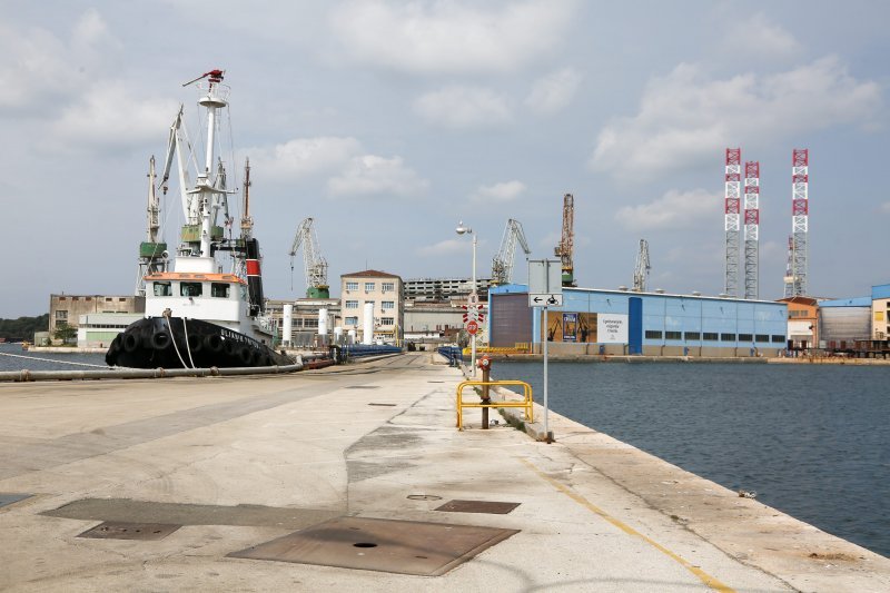 Zbog generalnog štrajka Uljanikova Glavna kapija i Otok zaključane