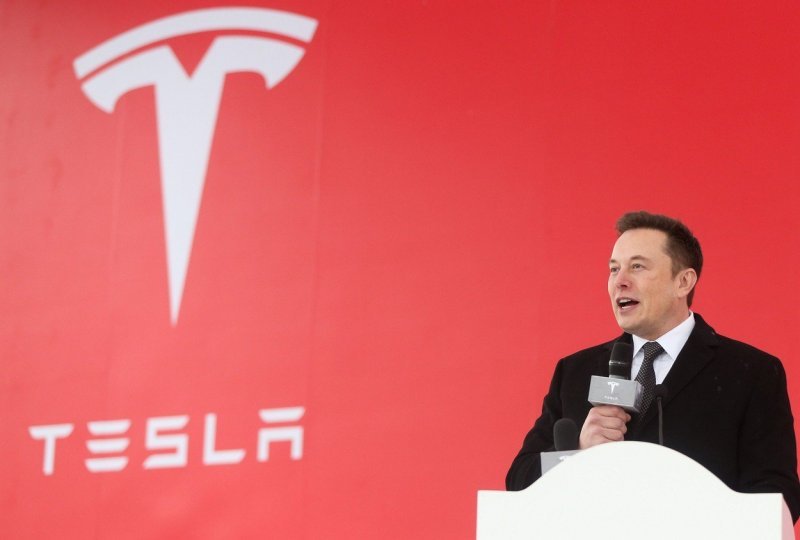 Elon Musk, osnivač Tesle (24)