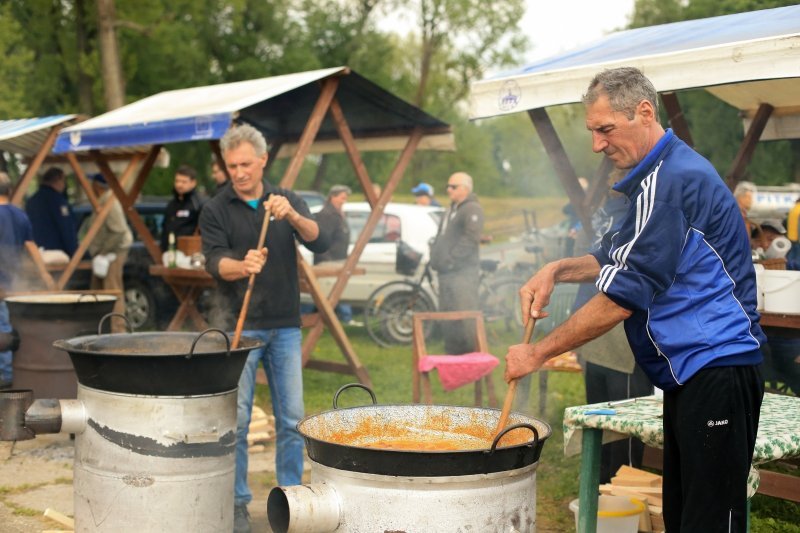 Osijek: Proslava Međunarodnog praznika rada na lijevoj obali rijeke Drave