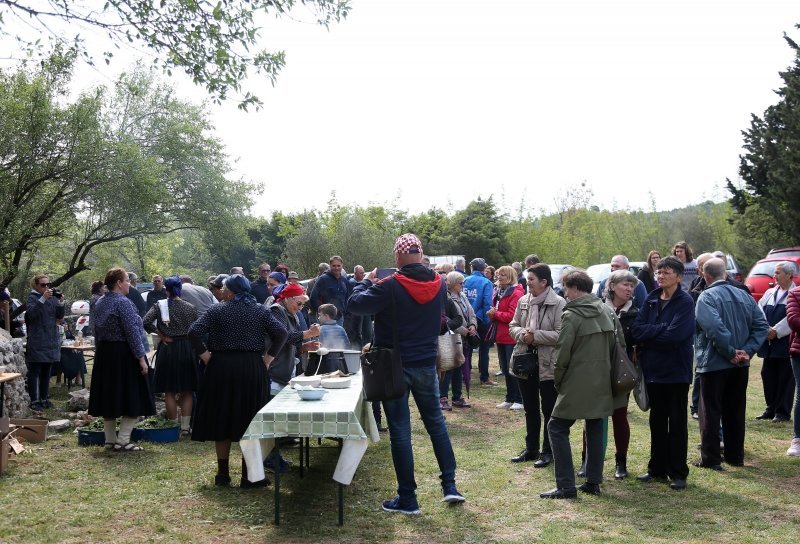Vodice: Tradicionalni prvosvibanjski piknik u Rakitnici