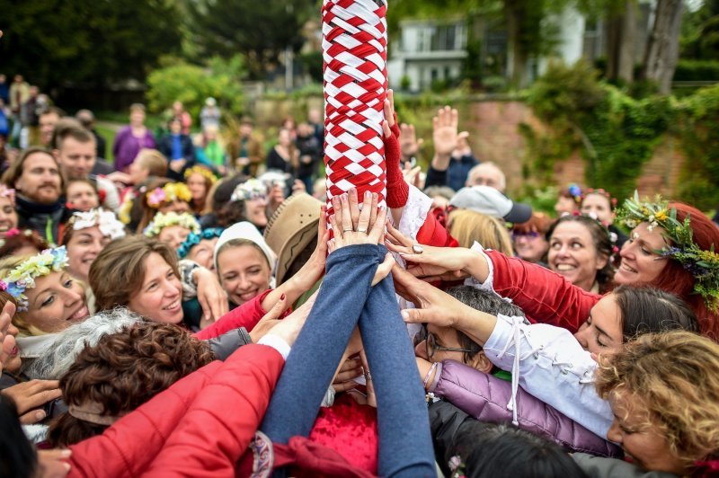 Proslava keltskog početka ljeta u Glastonburyju