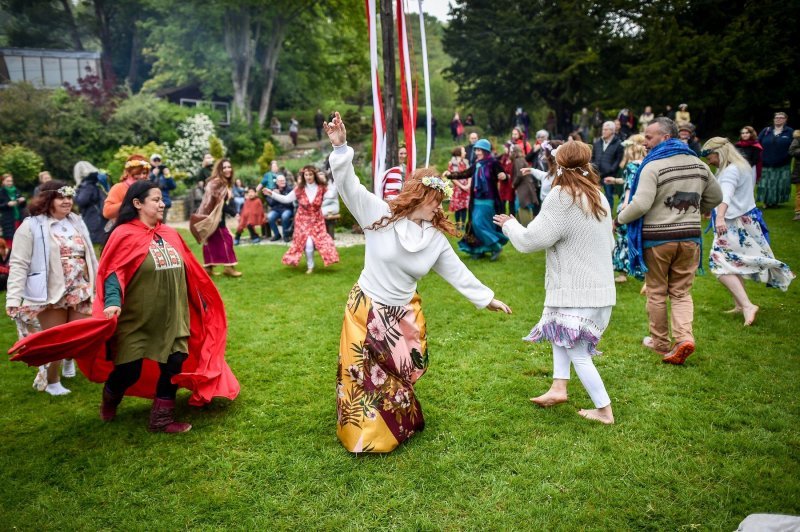 Proslava keltskog početka ljeta u Glastonburyju