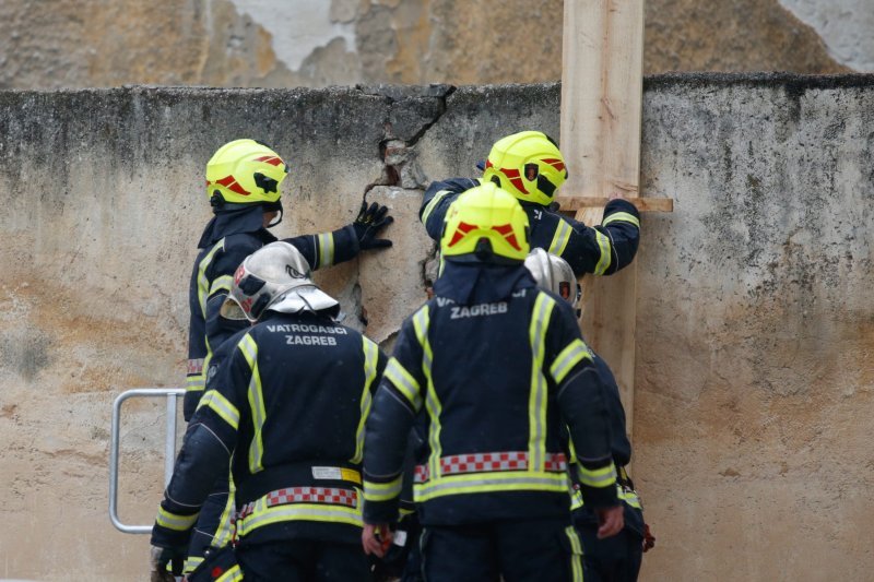 Sanacija urušenog zida kod Arheološkog muzeja u Zagrebu