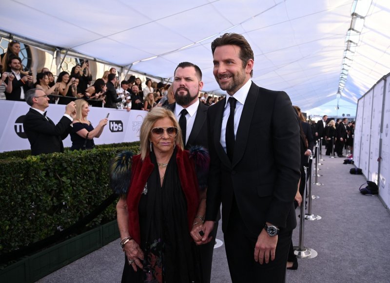 Bradley Cooper i mama Gloria