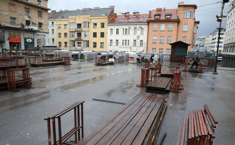 Zbog jakog nevremena na tržnici Dolac tek dvije prodavačice