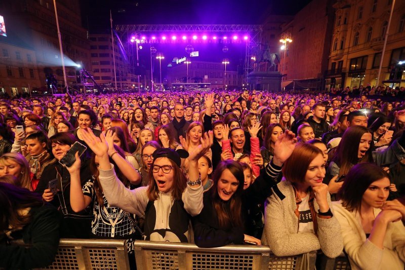 Koncert Petra Graše na Trgu bana Josipa Jelačića