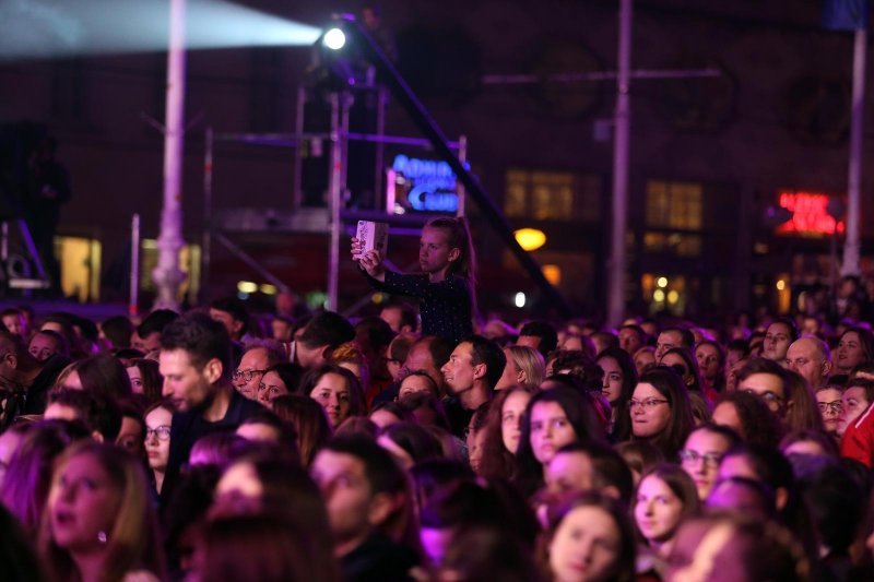 Koncert Petra Graše na Trgu bana Josipa Jelačića