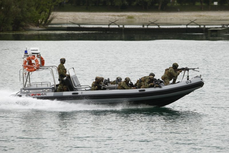 Obilježavanje 28. rođendana Hrvatske vojske na jarunskom jezeru