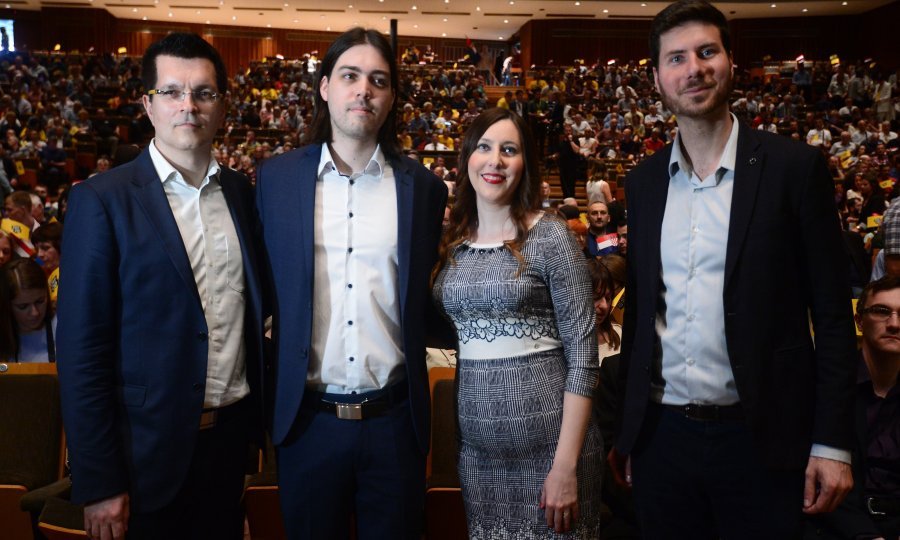 Branimir Bunjac, Ivan Vilibor Sinčić, Vladimira Palfi, Ivan Pernar - četvero glavnih aktera šizme u Živom zidu mogli bi završiti u tri stranke