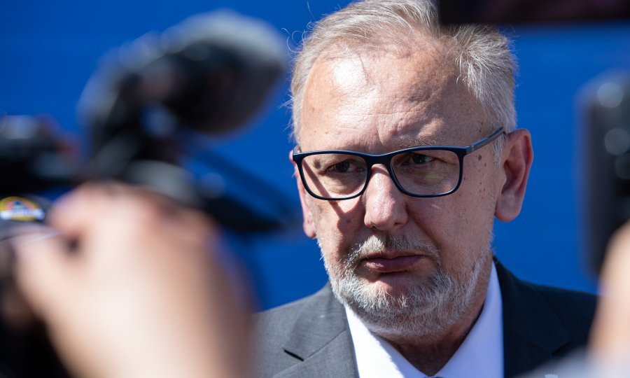Davor Božinović