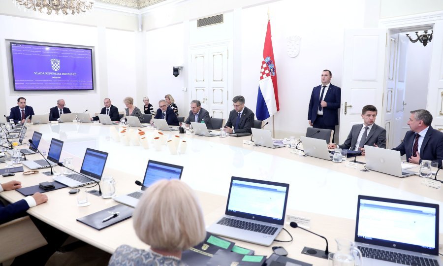 Sjednica Vlade u novom sastavu