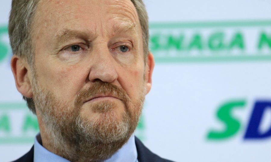 Bakir Izetbegović