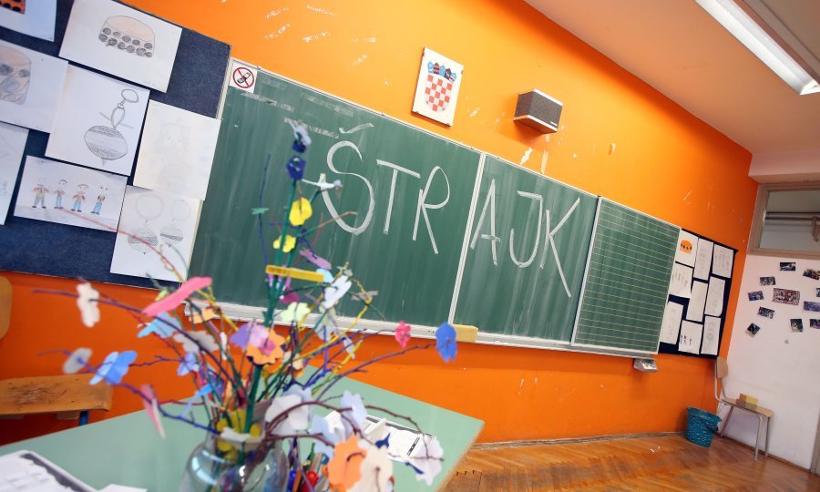 Štrajk u školama