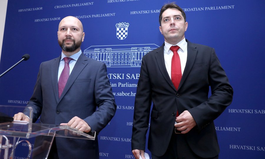 Saborski zastupnici SDP-a Mihael Zmajlović i Marko Vešligaj