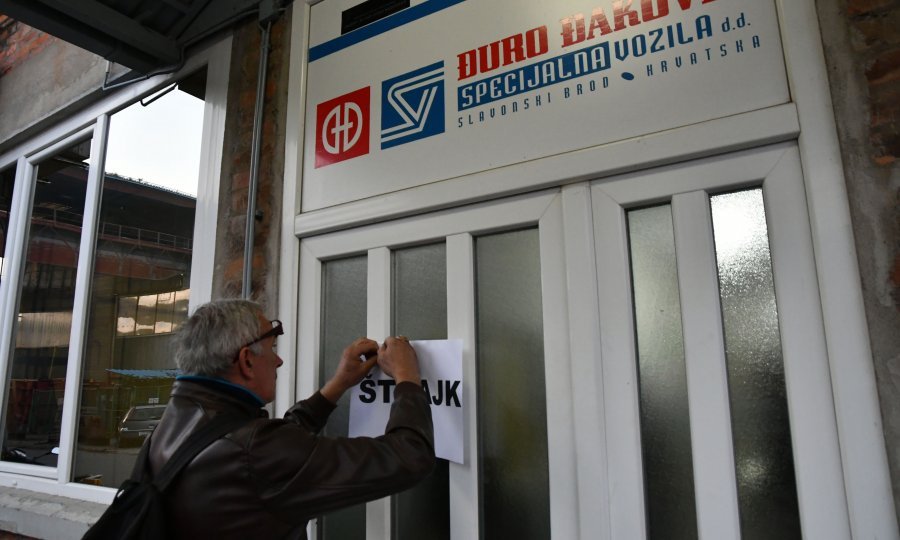 Štrajk u Đuri Đakoviću
