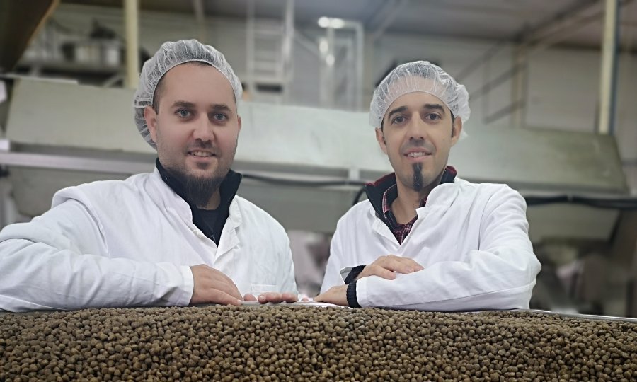 Braća Mario i Mladen Falamić iz Rakitovice