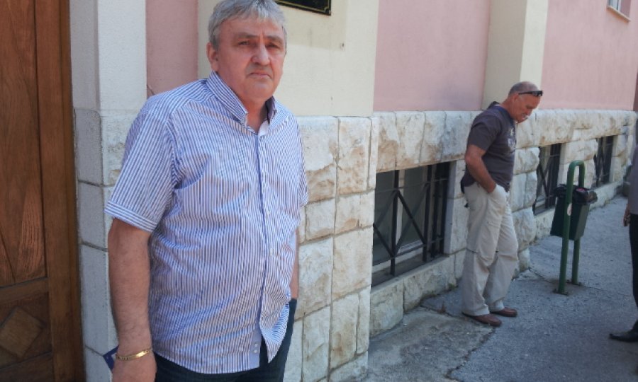Slobodan Radić ispred Trgovačkog suda u Splitu