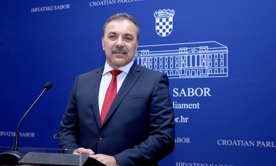 Vlaho Orepić