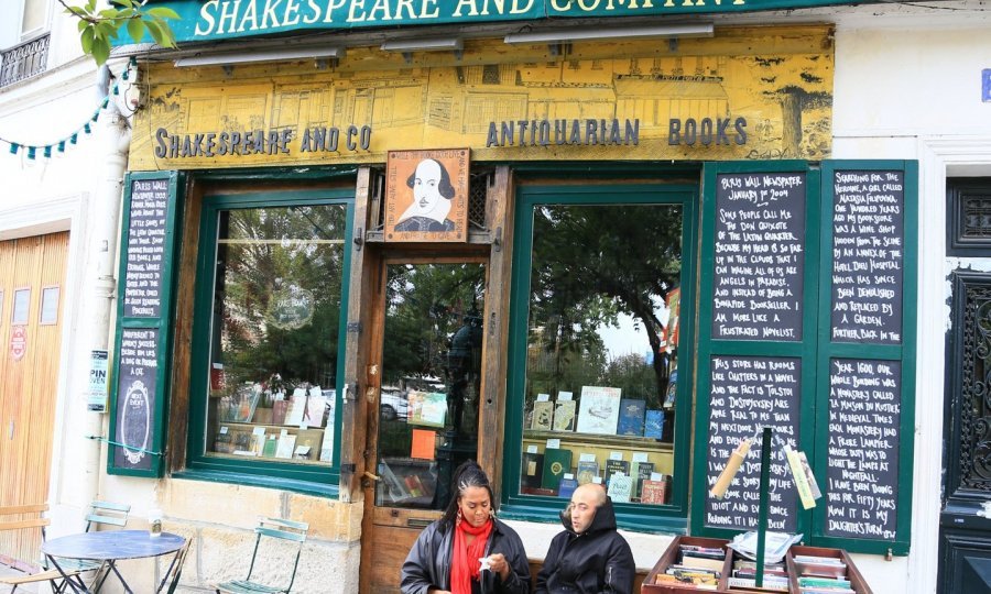 'Shakespeare and Company'