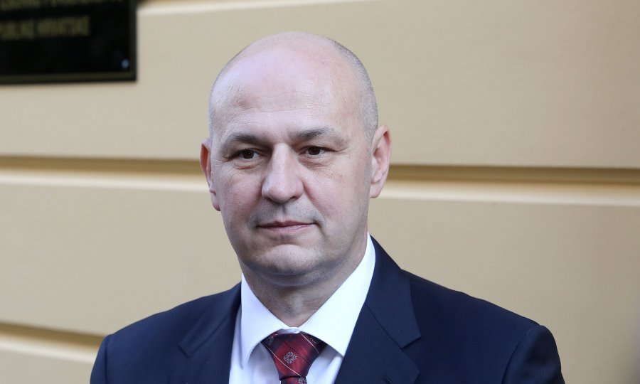 Mislav Kolakušić