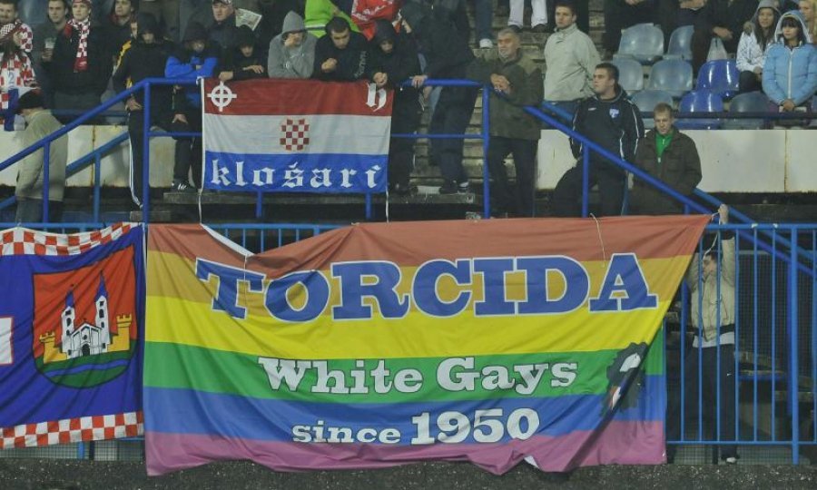 Transparent, Torcida White Gays 1950
