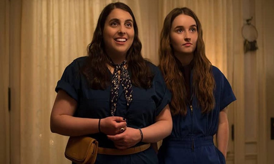 Beanie Feldstein i Kaitlyn Dever kao Molly i Amy u filmu 'Booksmart'