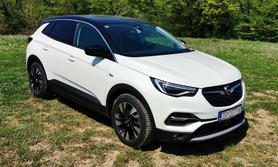 Opel Grandland X je dojmljic SUV, koji će zadovoljiti mnoge ukuse