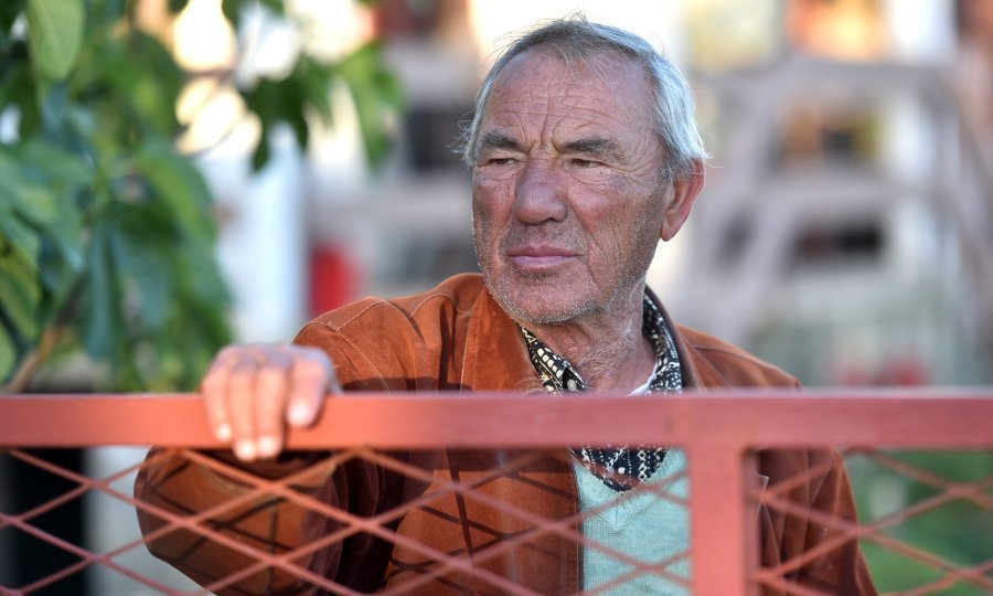 Ljubo Babić, mještanin Biljana Donjih, u čije je dvoriste pao avion