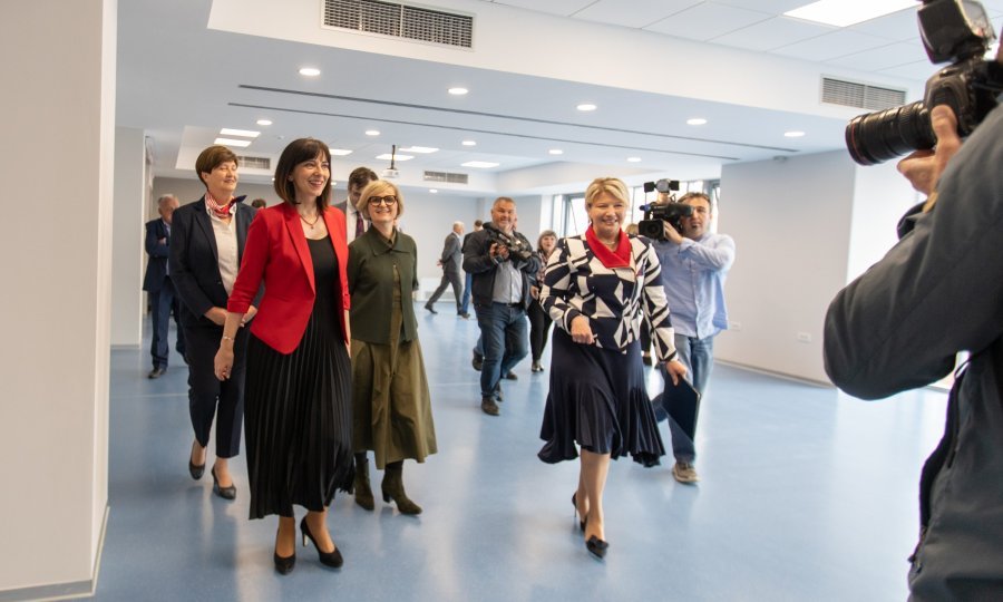 Ministrica Divjak u posjetu Sveučilištu u Rijeci