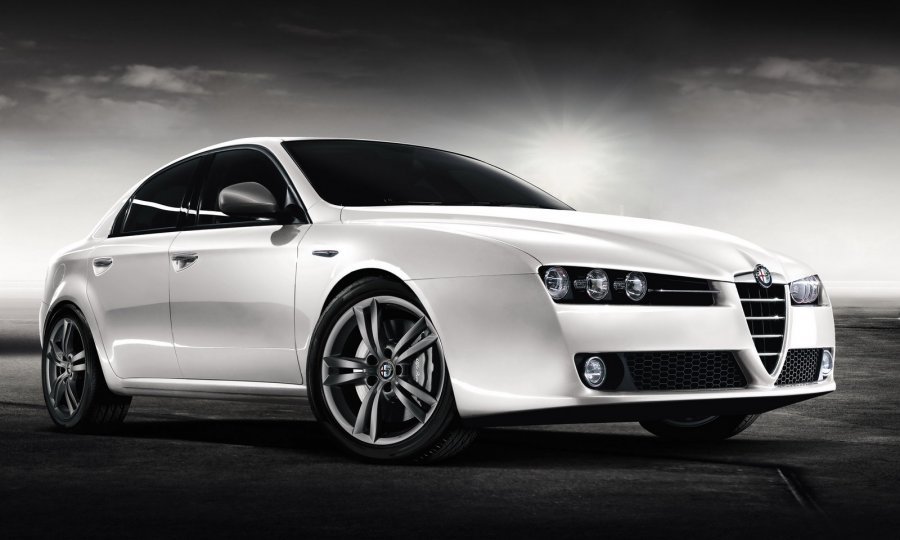 2011-Alfa-Romeo-159-3