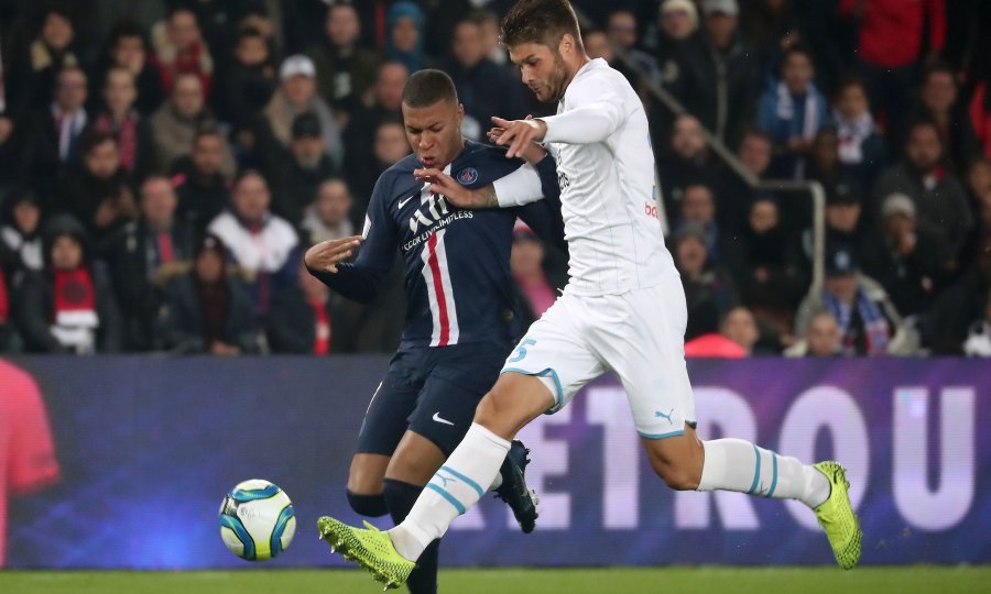 Duje Ćaleta-Car (u bijelom dresu) vs. Mbappe (arhivska fotografija)